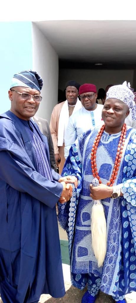 Oba Gabriel Ayodele Adejuwon - Photo 3